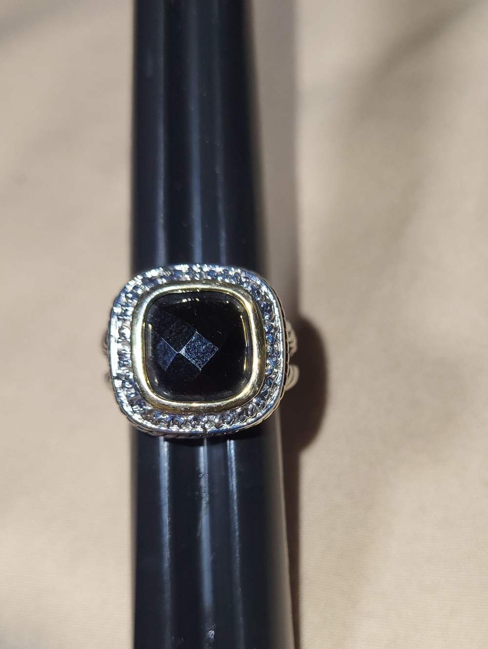 Brighton Sz 6 3/4 Black Stone Halo Ring with Sparkling Accent Stones. Preloved